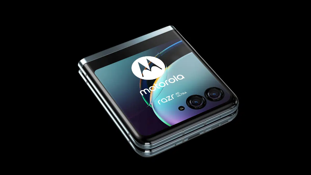 Moto Razr 40 Ultra renders