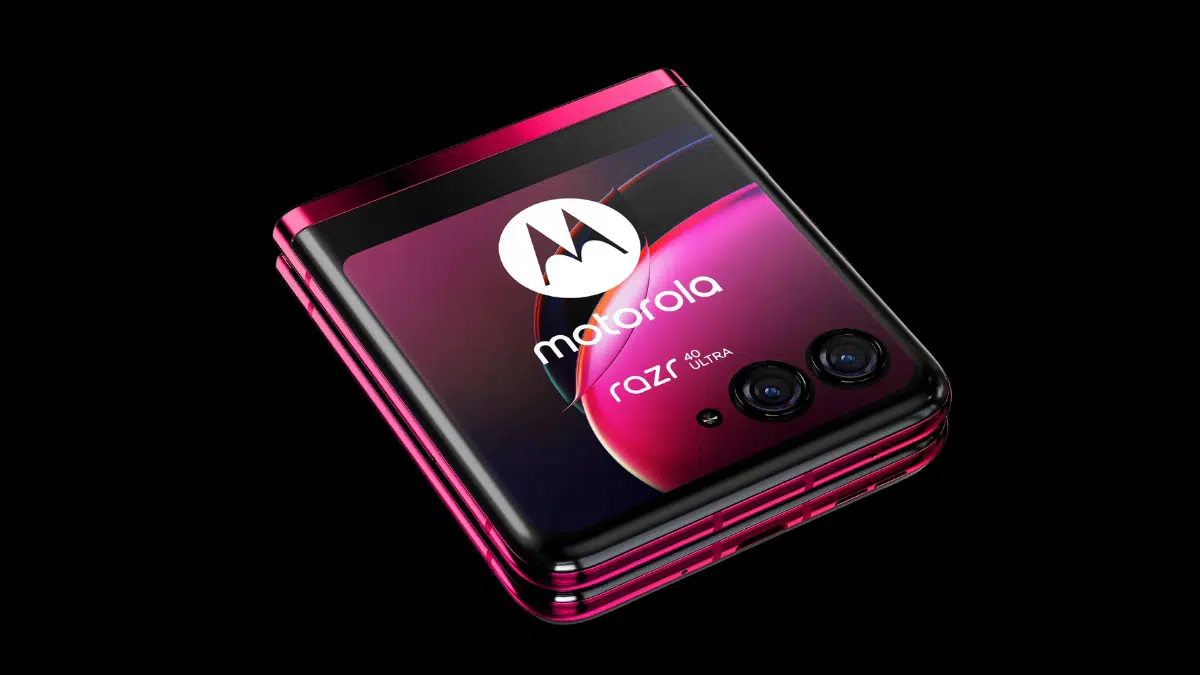 Moto Razr 40 Ultra renders