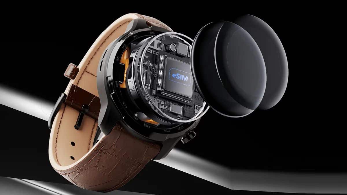 BoAt Lunar Pro LTE Smartwatch With Integrated GPS, ESIM Compatibility ...